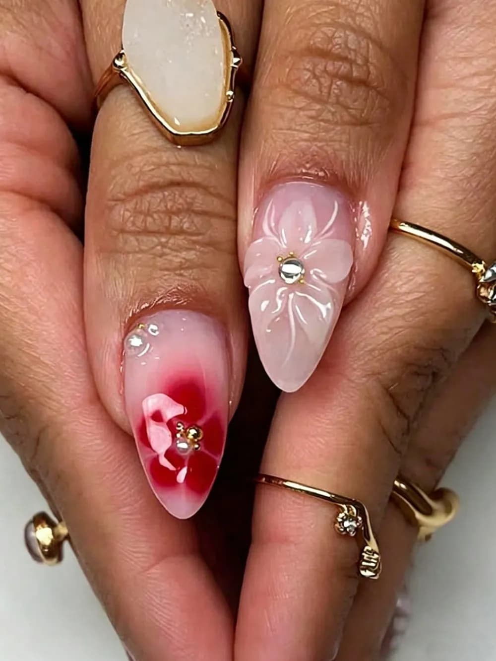 French Ocean Water Drop & Blooming Flower Press-On Nails · Almond · 24 pcs — photo 2 of 2