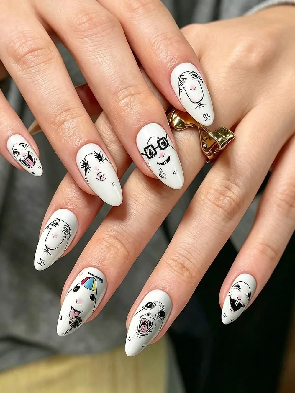Fun Quirky Cartoon Face, Black & White Line Art Press-On Nails · Medium Almond · 30 pcs — photo 2 of 3